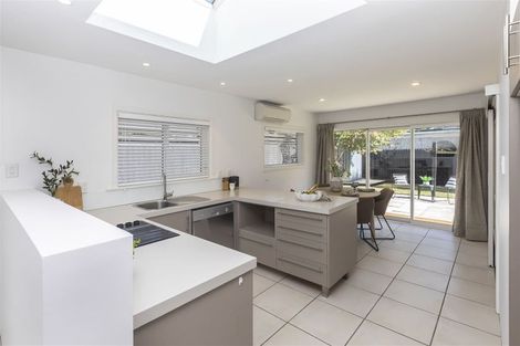 Photo of property in 1/15 Knowles Street, St Albans, Christchurch, 8052