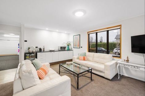 Photo of property in 18 Ash Avenue, Albert Town, Wanaka, 9305