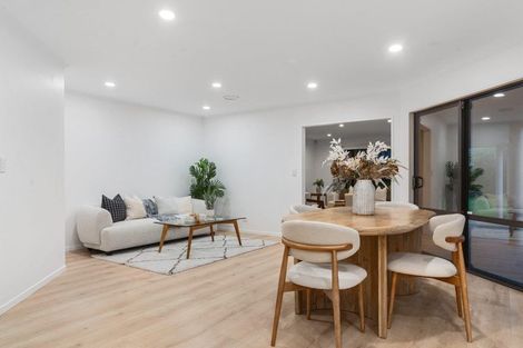 Photo of property in 15 Abingdon Court, Avonhead, Christchurch, 8042