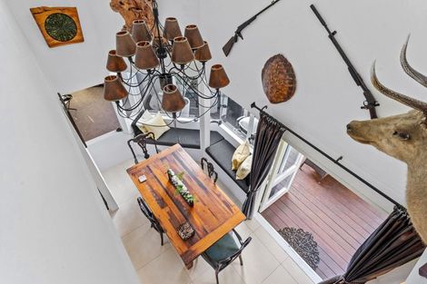 Photo of property in 1/19 Heathcote Road, Castor Bay, Auckland, 0620