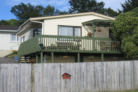 Photo of property in 19 Arlette Place, Massey, Auckland, 0614