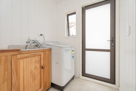 Photo of property in 37 Hornsea Road, Tairua, 3508