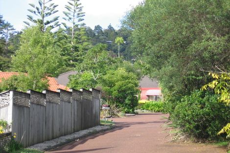 Photo of property in 6 Woodfern Crescent, Titirangi, Auckland, 0604