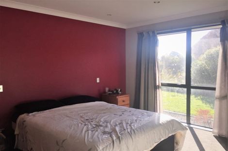 Photo of property in 29 Holbrook Way, Westmorland, Christchurch, 8025