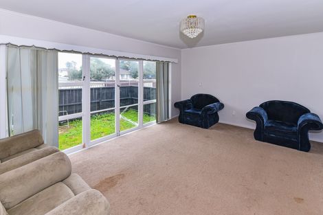 Photo of property in 1/18 Brentford Place, Manurewa, Auckland, 2102