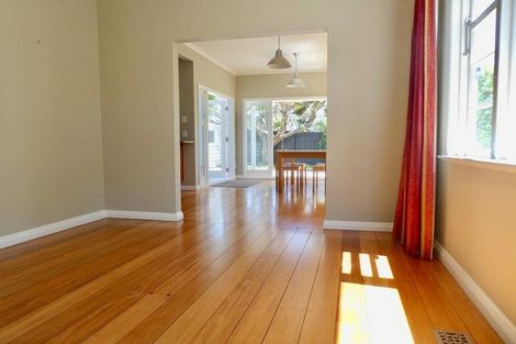 Photo of property in 72 Cashmere Avenue, Khandallah, Wellington, 6035