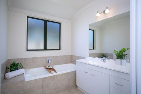 Photo of property in 42 Burns Street, Leamington, Cambridge, 3432