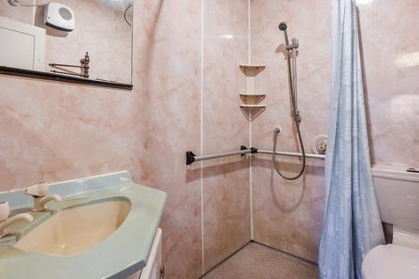 Photo of property in 22 Law Street, Caversham, Dunedin, 9012