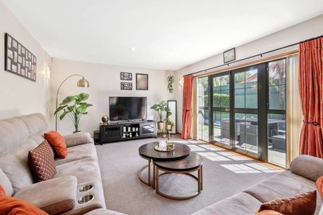 Photo of property in 2/343a Burwood Road, Burwood, Christchurch, 8083