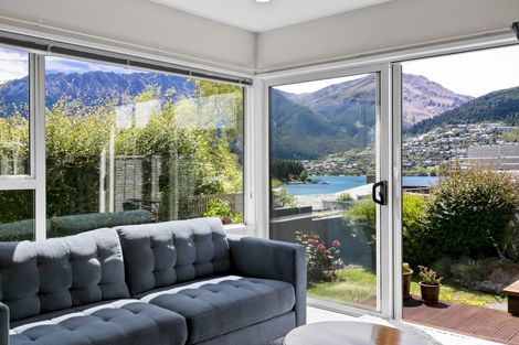 Photo of property in 688 Peninsula Road, Kelvin Heights, Queenstown, 9300