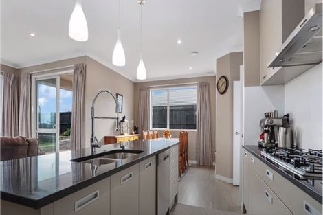 Photo of property in 95 Parkhaven Drive, Rosehill, Papakura, 2113