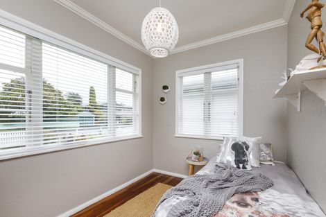 Photo of property in 643 Ferguson Street, Terrace End, Palmerston North, 4410