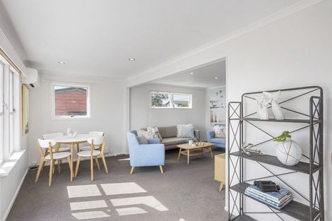 Photo of property in 23 Melandra Road, Stanmore Bay, Whangaparaoa, 0932