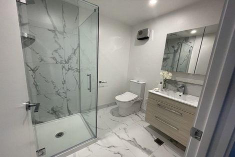 Photo of property in 5/24 Yeovil Road, Te Atatu Peninsula, Auckland, 0610