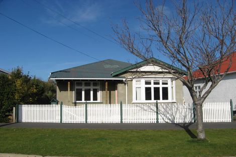 Photo of property in 23 Hargest Crescent, Saint Kilda, Dunedin, 9012