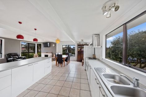 Photo of property in 13 Stainton Place, Otara, Auckland, 2023