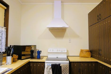 Photo of property in 32 Cecil Place, Cloverlea, Palmerston North, 4412