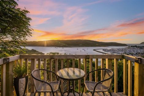 Photo of property in 62 Kiriwai Road, Paremata, Porirua, 5024