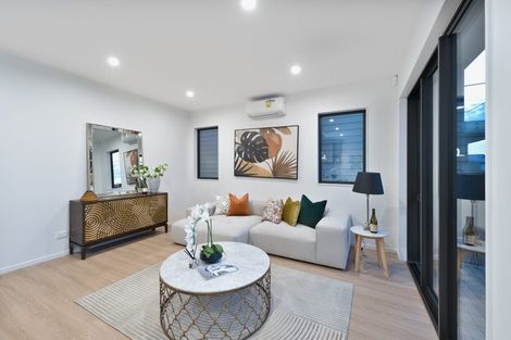 Photo of property in 28d Dellwood Avenue, Henderson, Auckland, 0612