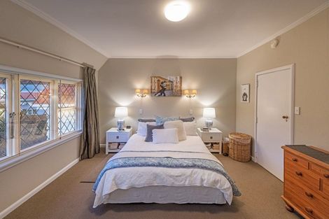 Photo of property in 273 Karori Road, Karori, Wellington, 6012