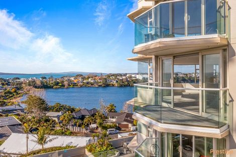 Photo of property in 4/90 Kitchener Road, Milford, Auckland, 0620