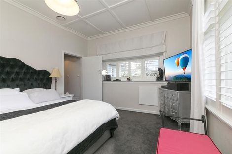 Photo of property in 2 Alice Street, Riverhead, 0820