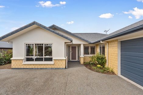 Photo of property in 10 Oldfield Court, Huntington, Hamilton, 3210