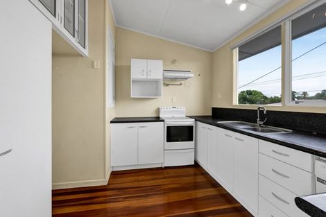 Photo of property in 3 Fernleigh Street, Ferndale, New Plymouth, 4310