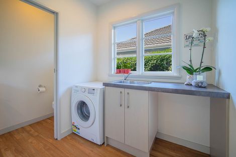 Photo of property in 182 Ilam Road, Ilam, Christchurch, 8041