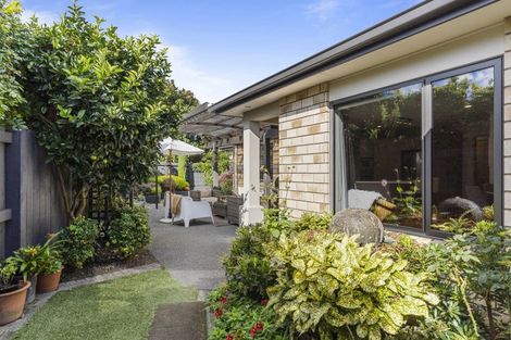 Photo of property in 14 Putaka Place, Papamoa Beach, Papamoa, 3118