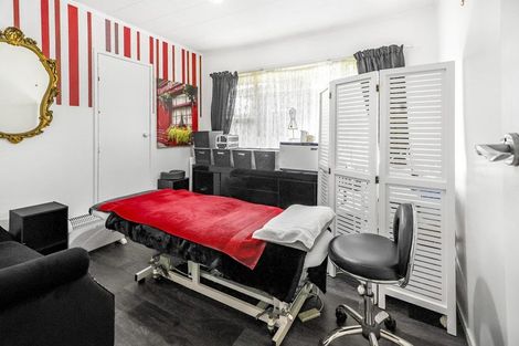 Photo of property in 32 Chedworth Avenue, Chedworth, Hamilton, 3210