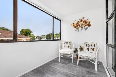 Photo of property in 2/1 Roys Road, Weymouth, Auckland, 2103