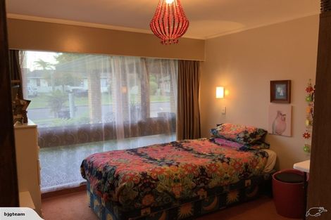 Photo of property in 6 Hetley Crescent, Taradale, Napier, 4112