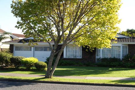 Photo of property in 9 Millhouse Drive, Northpark, Auckland, 2013