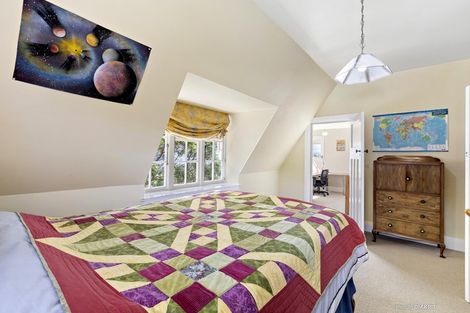 Photo of property in 16 Plunket Street, Kelburn, Wellington, 6012