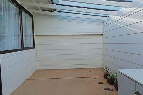 Photo of property in 24 Dianne Louise Drive, Half Moon Bay, Auckland, 2012