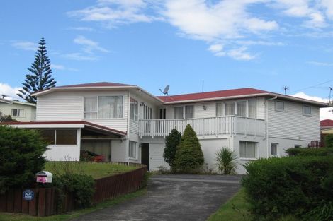 Photo of property in 10 Carole Crescent, Pakuranga, Auckland, 2010