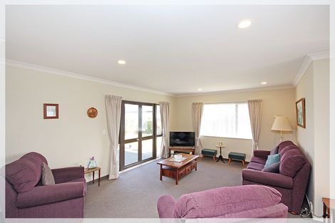 Photo of property in 93a Queen Street West, Levin, 5510