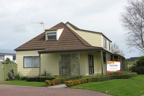 Photo of property in 3 Moray Place, Durie Hill, Whanganui, 4500