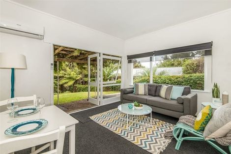 Photo of property in 38 Neal Avenue, Glenfield, Auckland, 0629