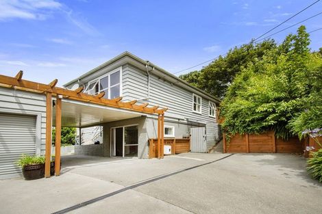 Photo of property in 33 Chester Road, Tawa, Wellington, 5028