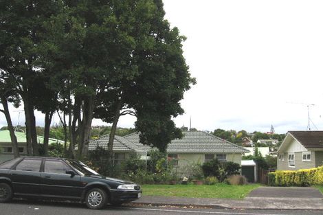 Photo of property in 114 Moore Street, Hillcrest, Auckland, 0627