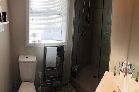 Photo of property in 1/14 Corunna Road, Milford, Auckland, 0620