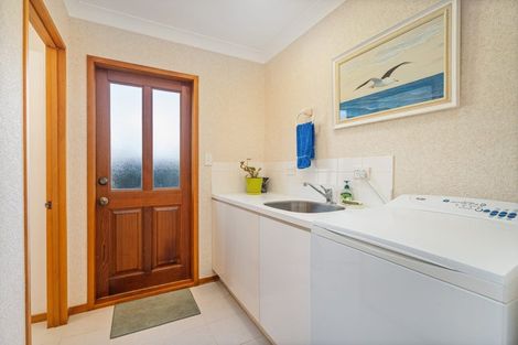 Photo of property in 127 Albert Street, Whitianga, 3510