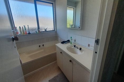 Photo of property in 11 Rogan Street, Mount Roskill, Auckland, 1041