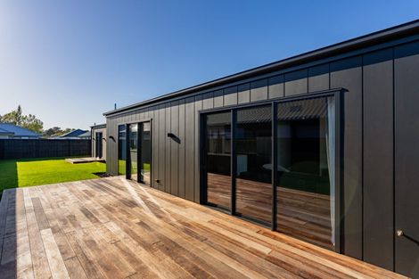 Photo of property in 8 Homestead Drive, Rangiora, 7400