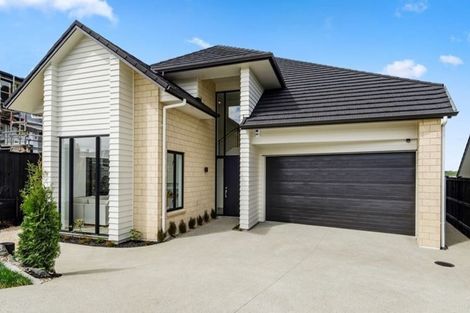 Photo of property in 13 Davey Crescent, Orewa, 0931
