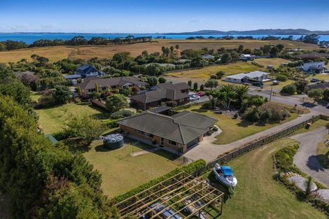 Photo of property in 7 Omana Avenue, Shelly Beach, Helensville, 0874