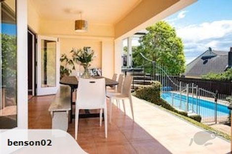 Photo of property in 1 Tauroa Road, Havelock North, 4130