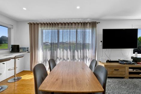 Photo of property in 8 Jersey Place, Bell Block, New Plymouth, 4312